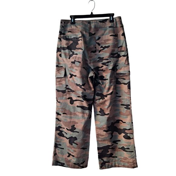 Gap Loose Khaki Cargo Pants High Rise Wide Leg Green Camo Print Women's Size 12 - Picture 4 of 13